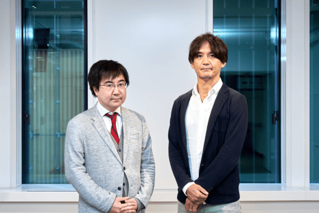 (左:板倉 陽一郎氏 右:Liquid 代表取締役 長谷川 敬起)